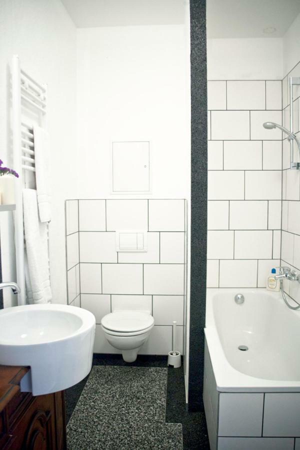 3 Bedroom Apartment Berlin Exterior foto